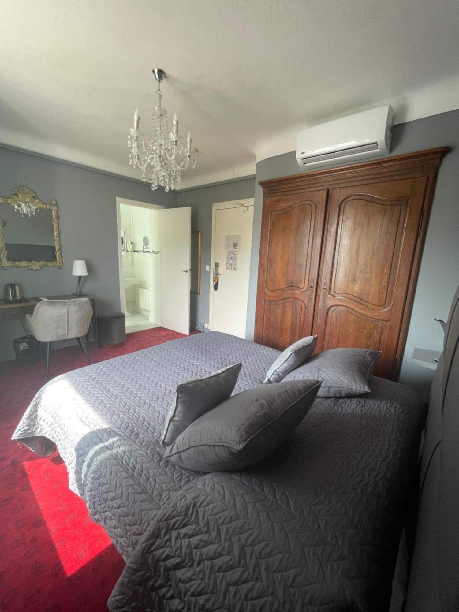 Hotel Le Pre Catelan Juan-les-Pins Exterior foto