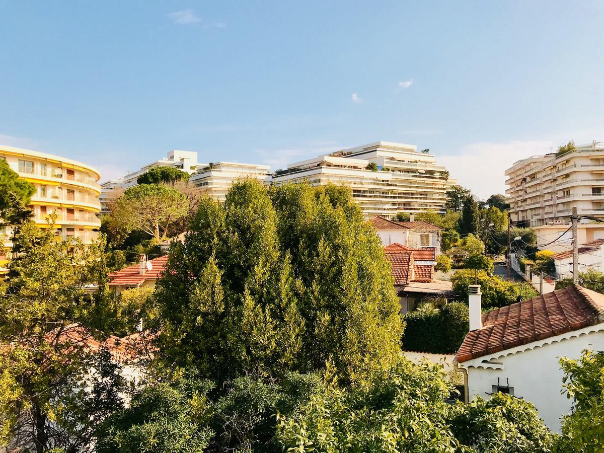 Hotel Le Pre Catelan Juan-les-Pins Exterior foto